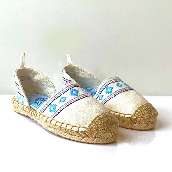 Other - Disney Elena Girls Espadrilles Shoes Size 9